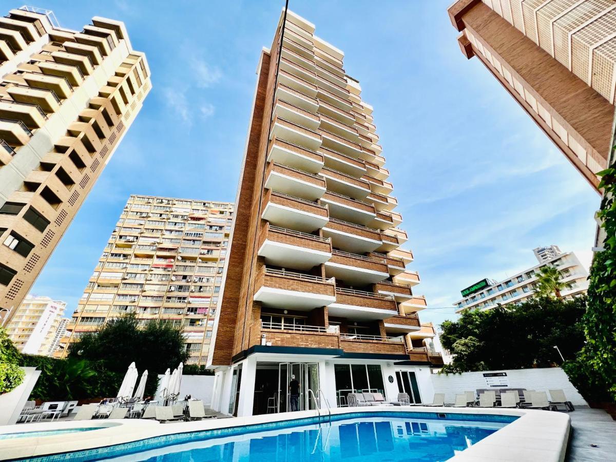 Trebol One Apartments By Mc Benidorm Bagian luar foto